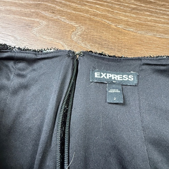 Express Women's Sequin Mini Skirt Black/Gunmetal Size 2, Holiday, Party, Fall - Picture 6 of 7